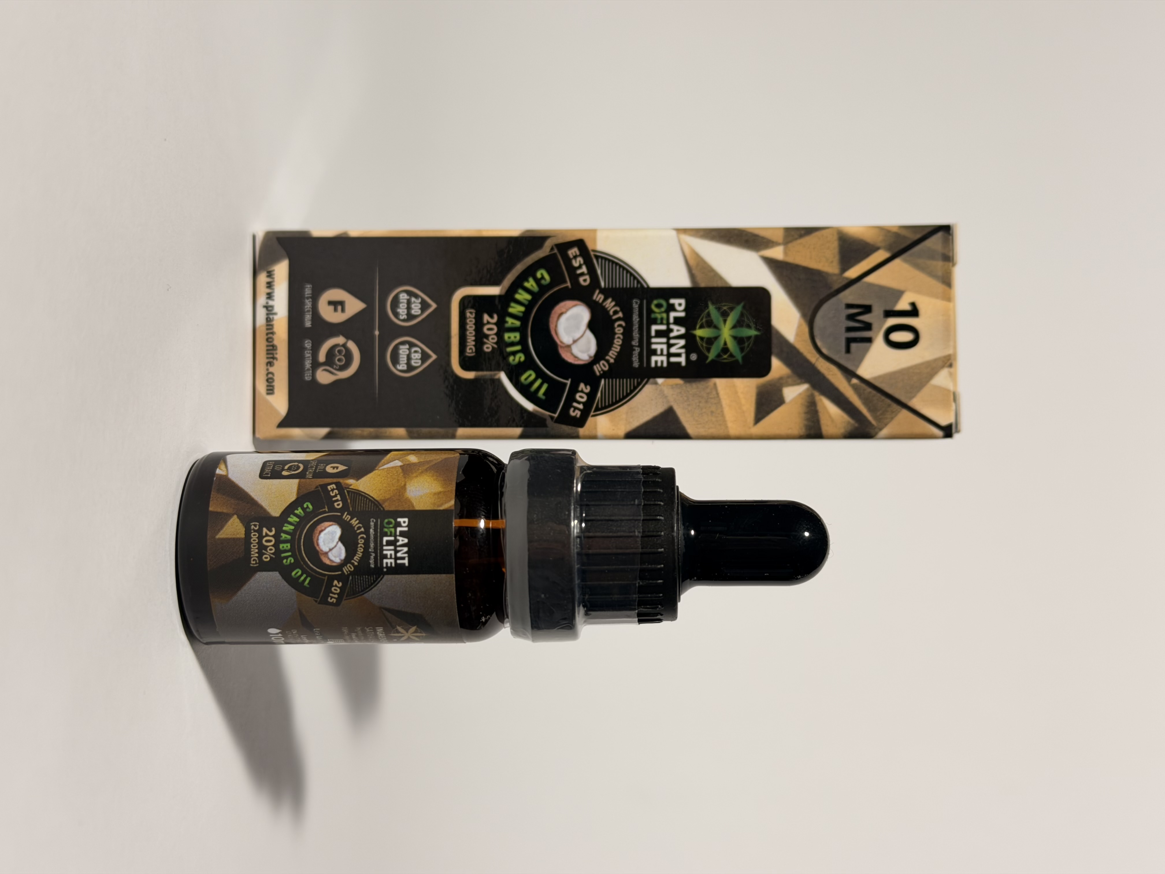 Plant Of LIFE Cannabis Oil 20% – MCT Coconut Oil