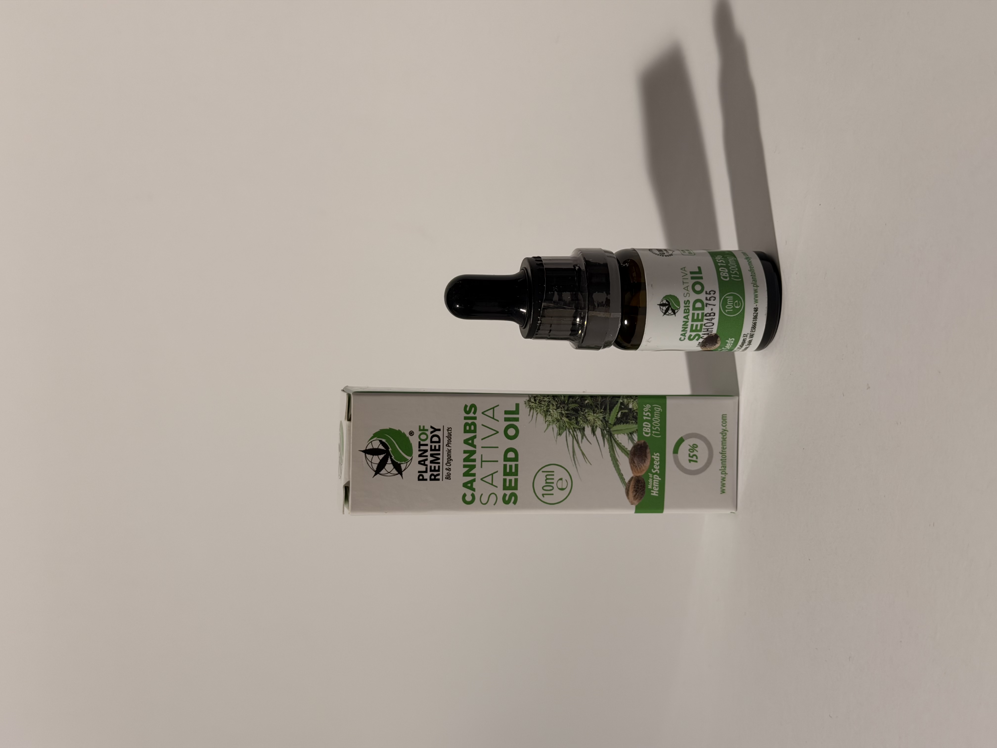 Plant of Remedy Cannabis Sativa Seed Oil CBD 15% – Hemp Seed Oil 10 ml