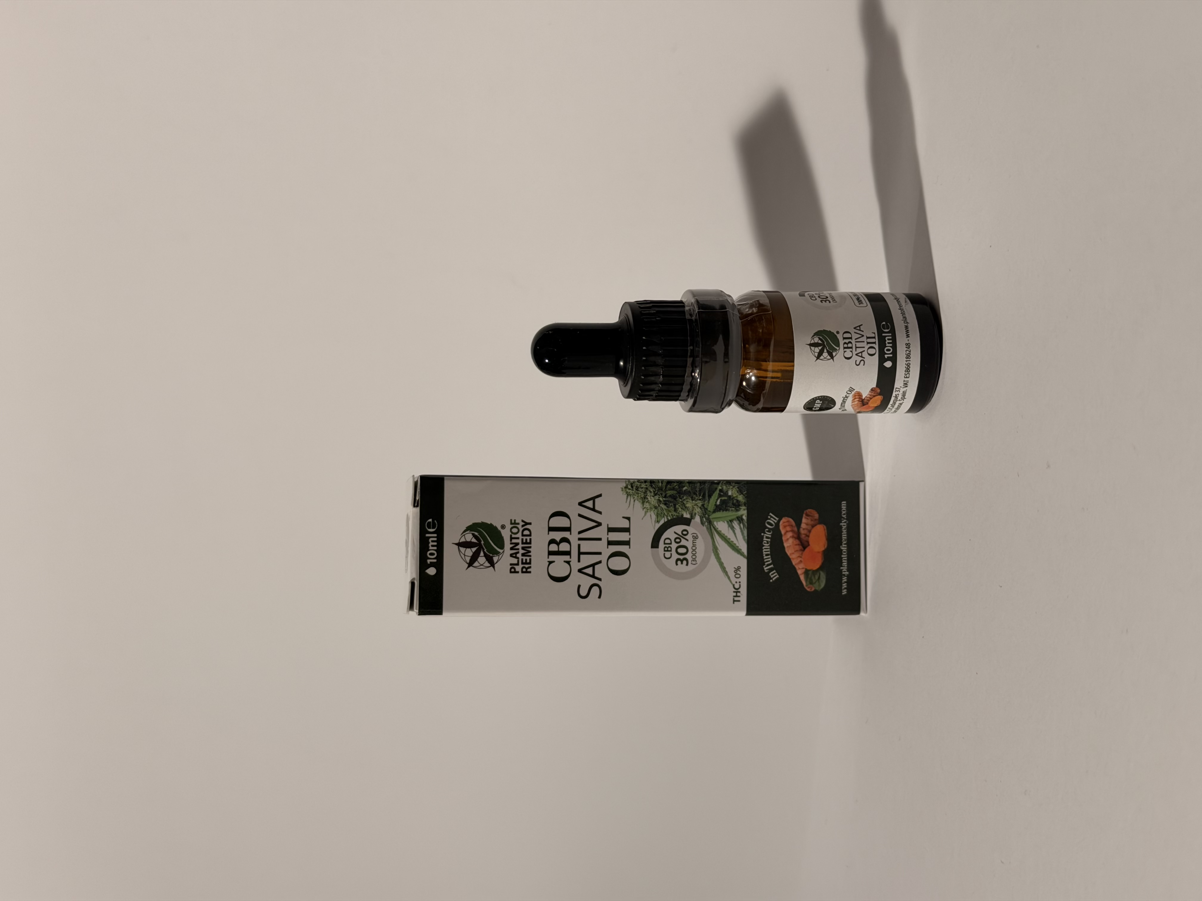 Plant of Remedy CBD Sativa Oil 30% THC 0% – Turmeric Oil 10 ml
